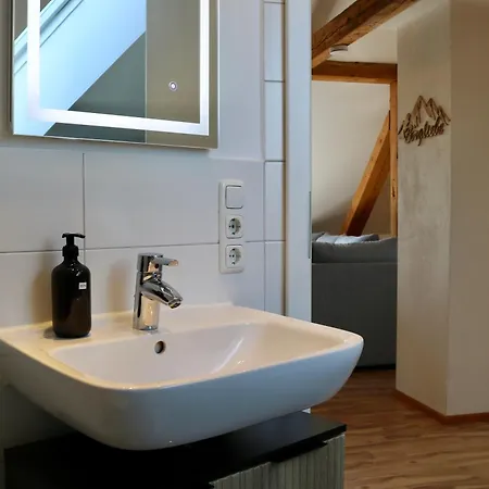 Modernes 3-familienhaus Im Allgaeu
