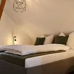 Modernes 3-familienhaus Im Allgaeu * Erkheim
